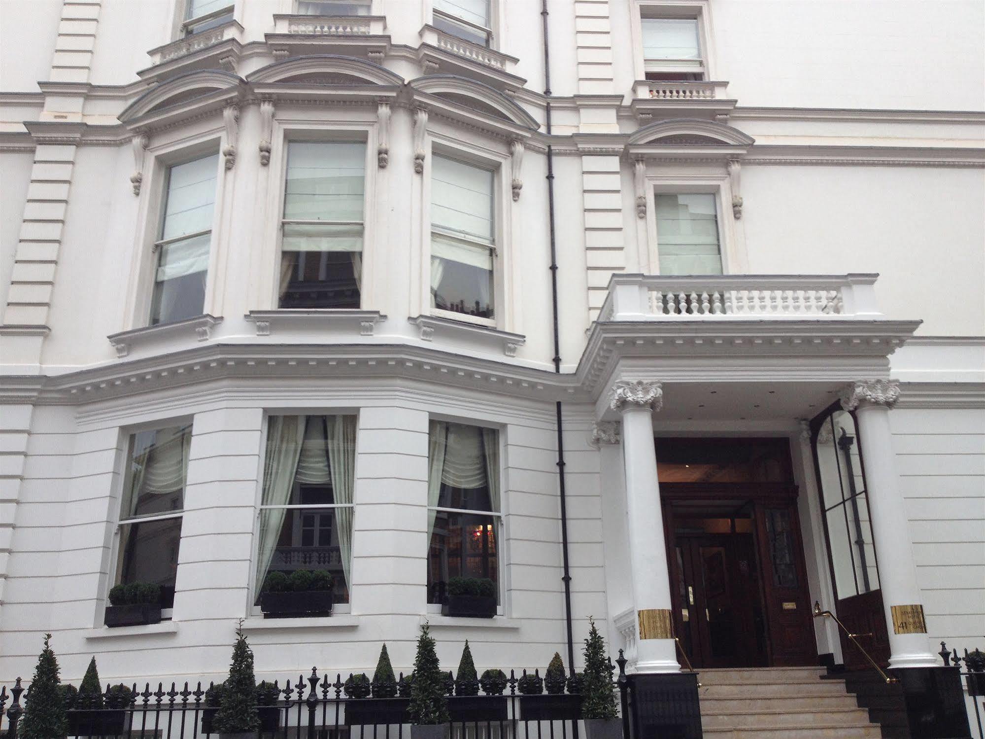 Gem Strathmore Hotel London Exterior photo